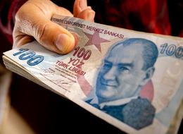 5 katına çıkıyor... Milyonlarca veli, kara kara düşünmeye başladı: Okul kitaplarına yüzde 400 zam geliyor!