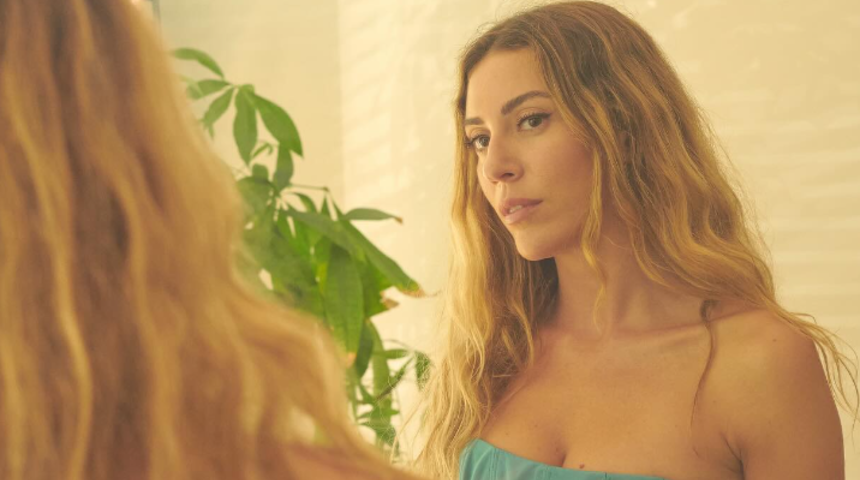 7 yıl sonra setlere dönüyor... Sinem Kobal'ın partneri belli oldu! Yakışıklı oyuncu ile başrolü paylaşacak