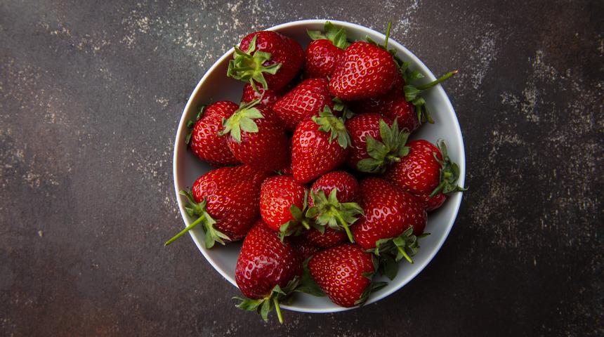 Çileğin faydaları nelerdir? Çilek neye iyi gelir? Aç karnına çilek yemenin faydaları