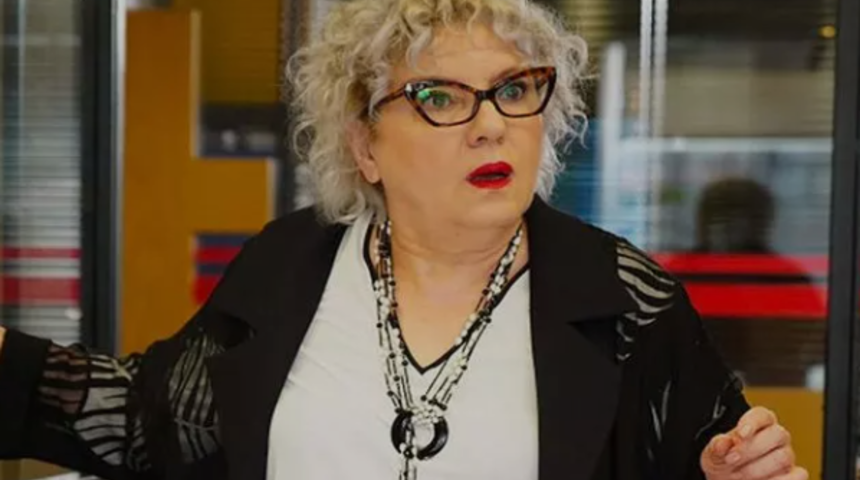 Ben Bu Cihana Sığmazam'ın yıldızı usta oyuncu Ayşenil Şamlıoğlu ameliyat oldu! Hastane odasından paylaştı