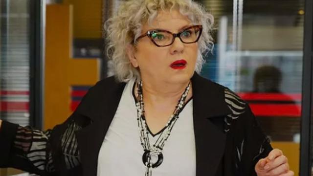 Ben Bu Cihana Sığmazam'ın yıldızı usta oyuncu Ayşenil Şamlıoğlu ameliyat oldu! Hastane odasından paylaştı