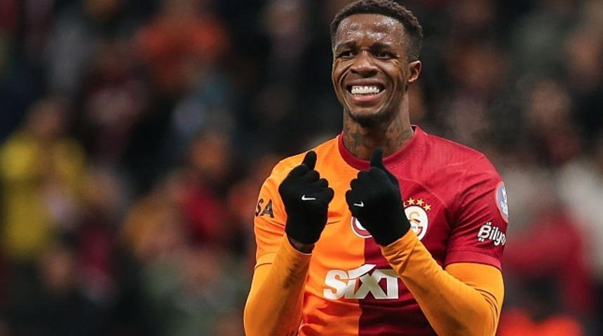 Galatasaray'daki geleceği merak edilen Wilfried Zaha'dan sakatlık itirafı!