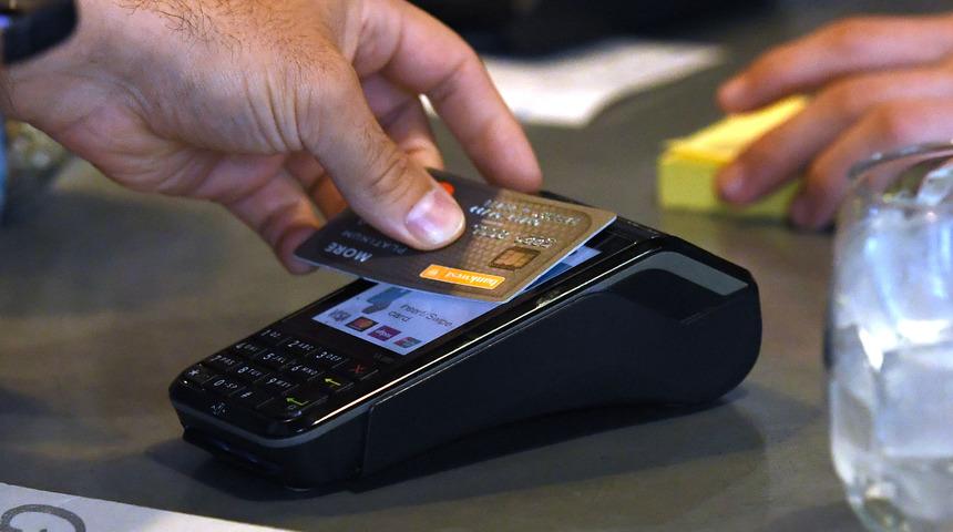 Merkez Bankası önlem almıştı ama... Her yeni 82 kredi kartında bir kişi! 