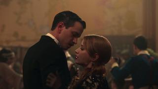 Başrollerini Hazal Kaya ve Selahattin Paşalı’nın paylaştığı 'Pera Palas'ta Gece Yarısı' dizisinin 2.sezon vizyon tarihi belli oldu