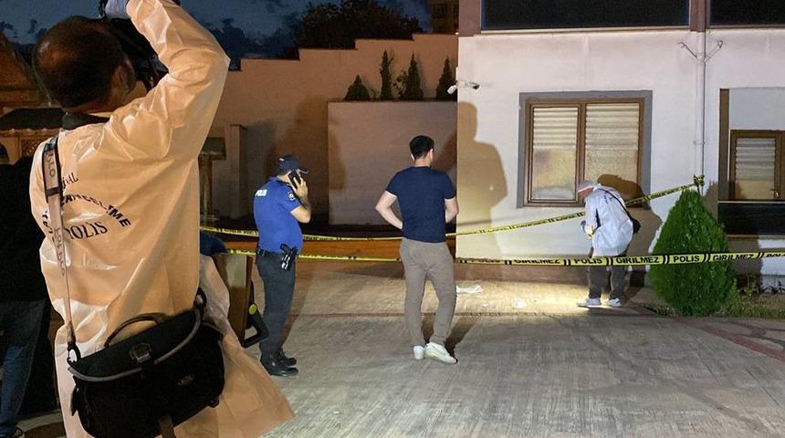 Eski erkek arkadaşıyla tartıştıktan sonra rezidansın 7. katından atlayan genç kadın hastanede hayatını kaybetti