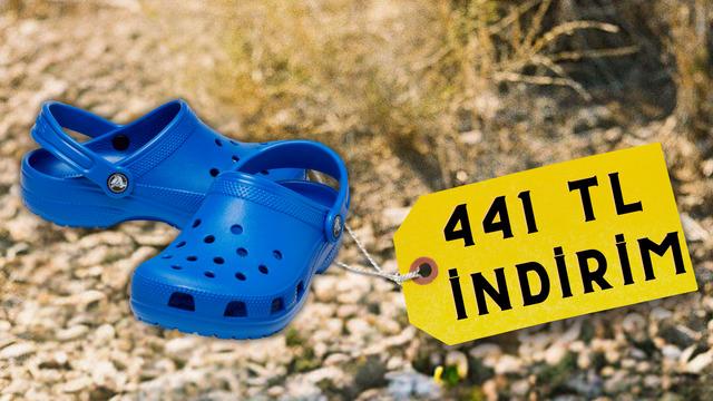 Fiyatı 894 TL'ye düştü! Çok satan Crocs Classic Blue Bolt indirimde