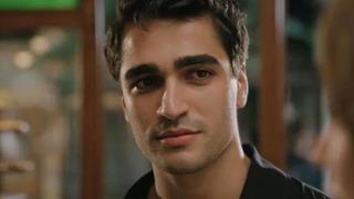 Afra Saraçoğlu ile ayrıldığı söylenmişti! Mert Ramazan Demir son pozlarıyla olay oldu! Notu dikkat çekti 