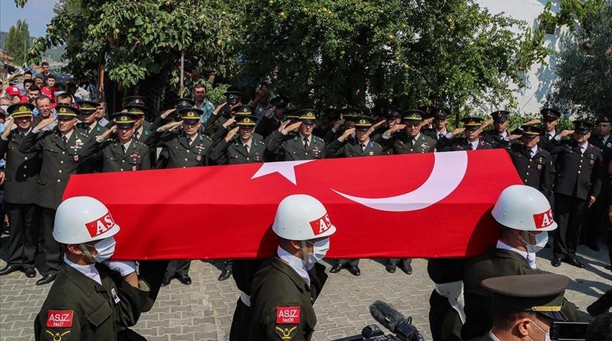 MSB acı haberi duyurdu: 1 asker şehit oldu
