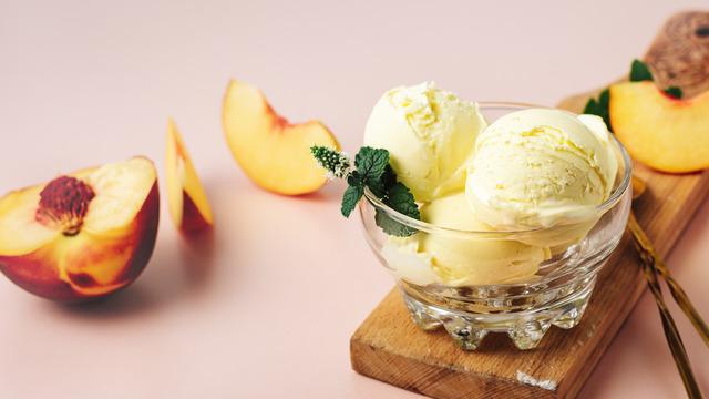 Evde şeftalili dondurma tarifi: Evde şeftalili dondurma nasıl yapılır?