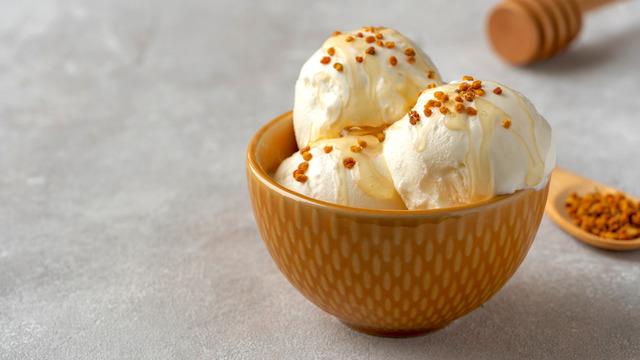 Evde ballı dondurma tarifi: Evde ballı dondurma nasıl yapılır?