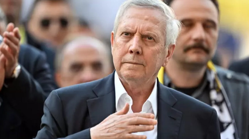 Fenerbahçe'de Aziz Yıldırım'dan çok sürpriz karar! Cumartesi günü o da geliyor...