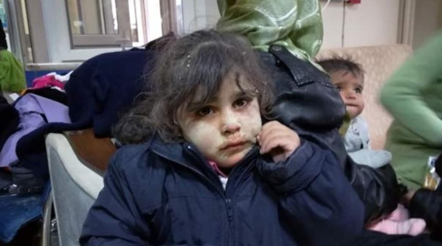 Sınırı bu halde ge&ccedil;tiler! Bakışları y&uuml;rekleri burktu!