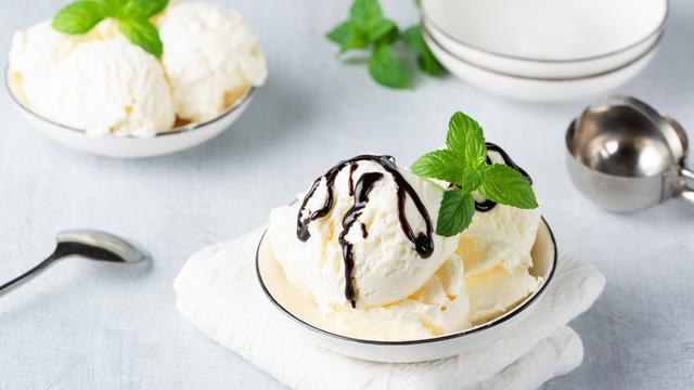 Evde kaymaklı dondurma tarifi: Evde kaymaklı dondurma nasıl yapılır?