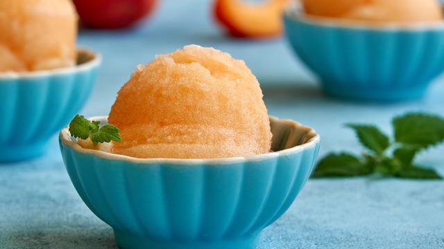 Evde şeftali sorbe tarifi: Evde şeftali sorbe nasıl yapılır?