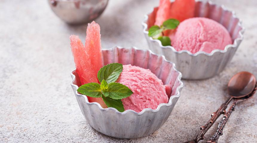 Evde karpuzlu dondurma tarifi: Evde karpuzlu dondurma nasıl yapılır?