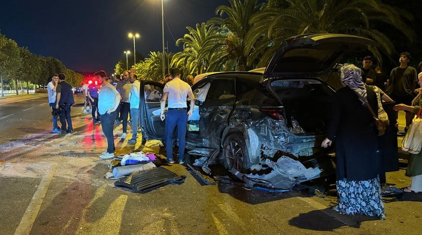 Kartal'da meydana gelen trafik kazasında 3 kişi yaralandı