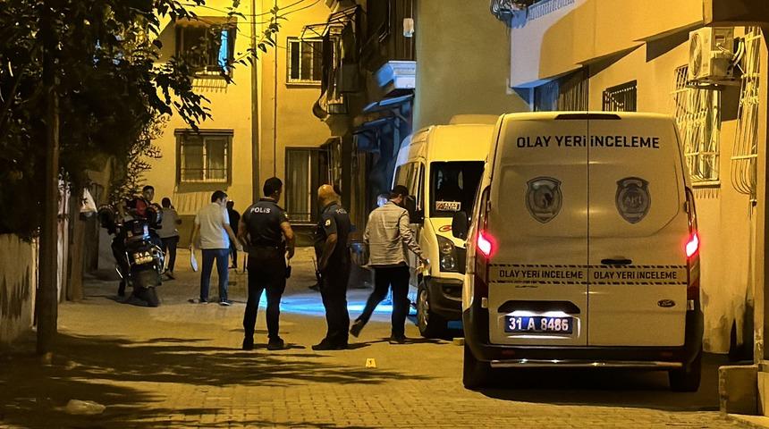 Hatay'da bir eve düzenlenen silahlı saldırıda 1 kişi yaralandı