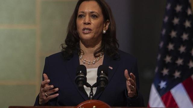 Biden çekildi, gözler Kamala Harris'e çevrildi! Seçilirse ABD tarihinde bir ilk olacak