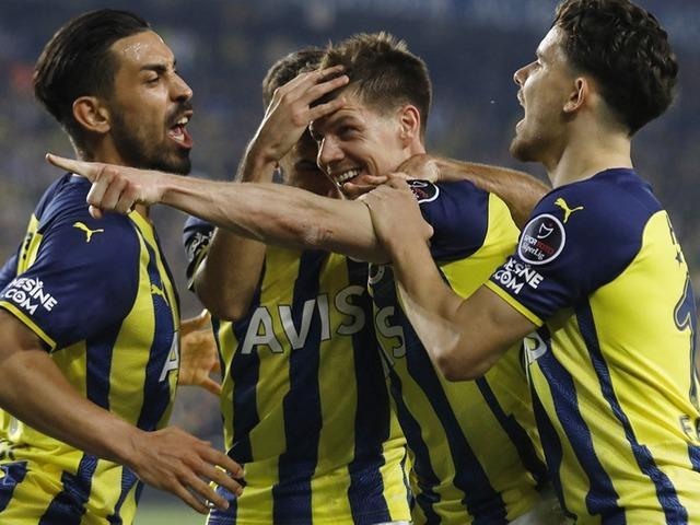 Mehmet Sepil Ali Koç'tan söz aldı, Göztepe Fenerbahçe'nin 2 ismini alıyor!