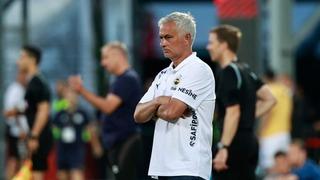 Fenerbahçe Lugono maçının kadrosunu UEFA'ya bildirdi! Mourinho 9 ismi kadro dışında bıraktı