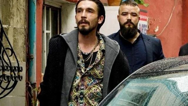 Cinsiyet değişimiyle çok konuşmuştu! Ses inceltme ameliyatı olan Meli Bendeli'nin son pozları gündemde