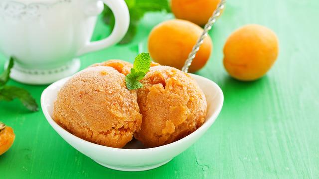 Evde kayısı sorbe tarifi: Evde kayısı sorbe nasıl yapılır?