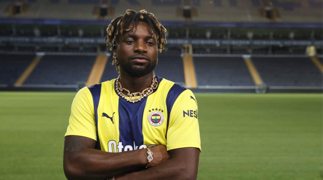 allan-saint-maximin-fenerbahce-2024-2025-2-1721225288-142672