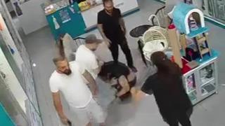 Mama parası veteriner hekime kabusu yaşattı! Burnu kırıldı, dudağı patladı