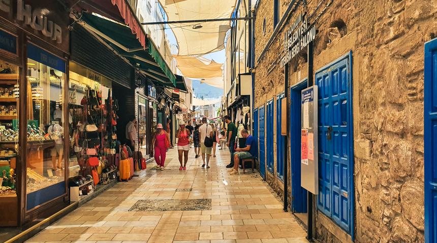 Bodrum'a gidenden bir de vergi alacaklar! Muğla Büyükşehir Belediye Başkanı'ndan 'hasar vergisi' önerisi: İki bakanlığa başvuru hazırlığı