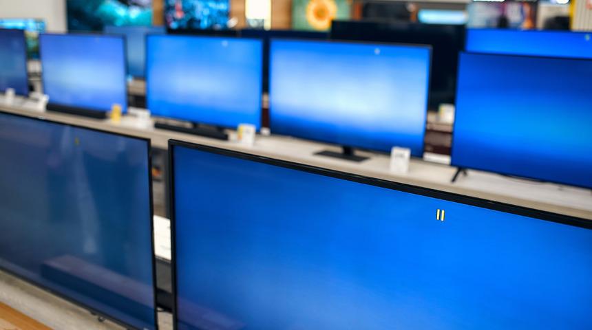 LCD ekran nedir? LCD ekran özellikleri, avantajları ve dezavantajları nelerdir?