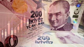 Milyonları ilgilendiren emekli ve asgari ücret maaş zamları için masadaki oran üzecek!