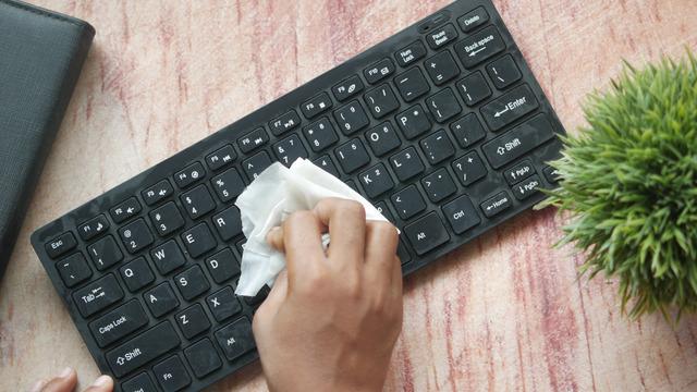 Klavye nasıl temizlenir? Klavye temizliği nasıl yapılır?