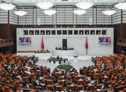 Tartışmalara neden olan vergi düzenlemesinde ilk 7 madde TBMM Genel Kurulu'nda kabul edildi