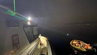 İzmir açıklarında 86 düzensiz göçmen yakalandı