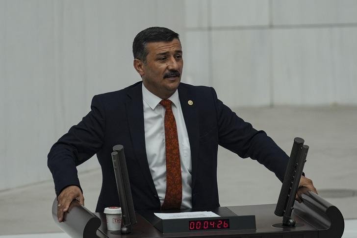 Meclis en gergin gününü yaşadı! Önce AK Parti-DEM kavgası, ardından İYİ Parti-MHP gerginliği... Yumruklar havada uçuştu G1