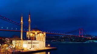 Büyük Mecidiye Camii (Ortaköy Camii) nerede? Büyük Mecidiye Camii'ne nasıl gidilir?