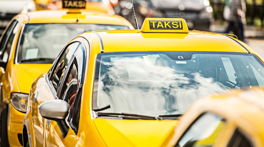 İstanbul’da taksi ücretlerine de zam geldi! Zam oranını beğenmediler: Kontak kapatırız!