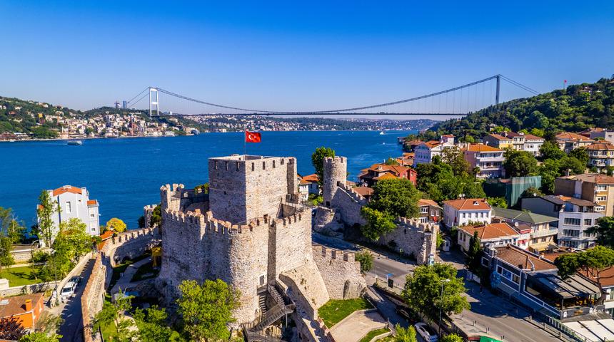 Anadolu Hisarı nerede? Anadolu Hisarı'na nasıl gidilir?