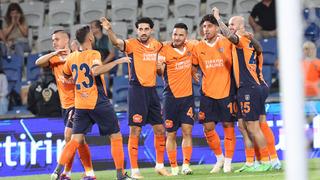 SON DAKİKA: İstanbul'da gol yağmuru! Başakşehir Konferans Ligi 2. eleme turu ilk maçında La Fiorita'yı 6-1 mağlup etti