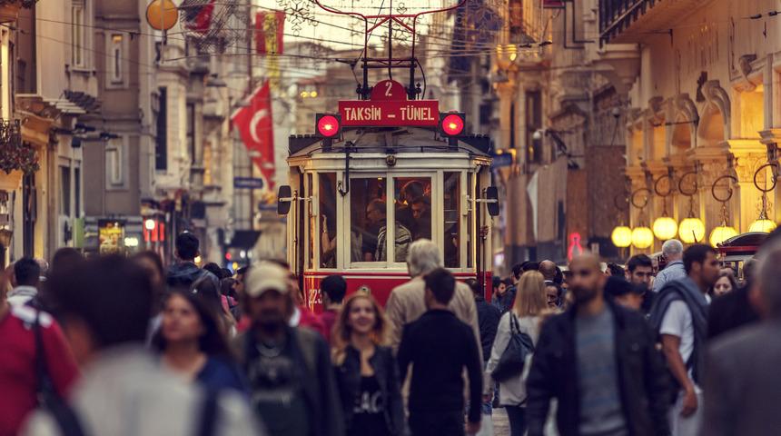 İstiklal Caddesi nerede? İstiklal Caddesi'ne nasıl gidilir?