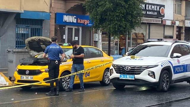 Beyoğlu'nda sabah saatlerinde panik anları! Taksiden inip caddede rastgele ateş açtı 640xauto