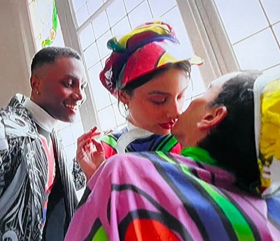 Paris'te olaylı olimpiyat a&ccedil;ılışı! TRT fark eder fark etmez yayını kesti... O g&ouml;r&uuml;nt&uuml;ler olay oldu!