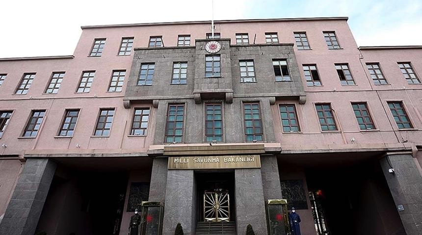 SON DAKİKA | MSB duyurdu! 6 mağara ve tünelde PKK’lı teröristlere ait çok sayıda silah ve mühimmat ele geçirildi