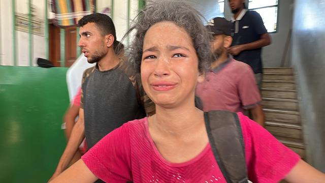 İsrail, Gazze’deki sivil katliamına devam ediyor! Sahra hastanesini bombaladılar…