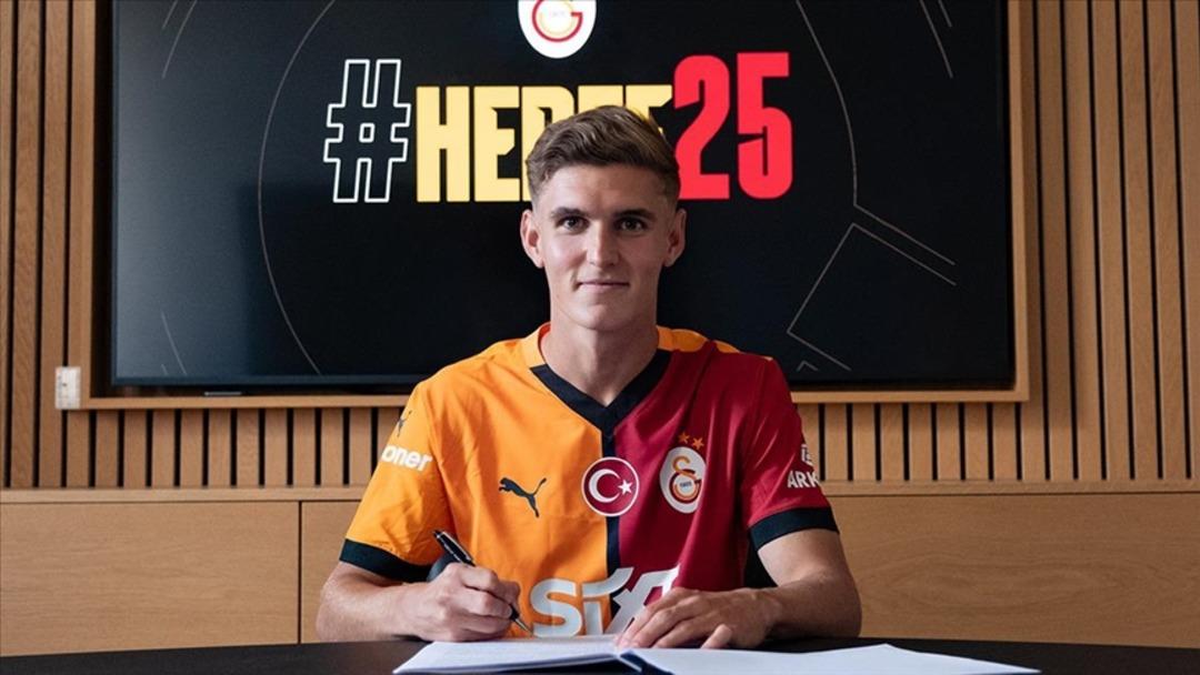 Okan Buruk takımda istemediğini söylemişti! Elias Jelert her an ayrılabilir... Çok sürpriz talip 1