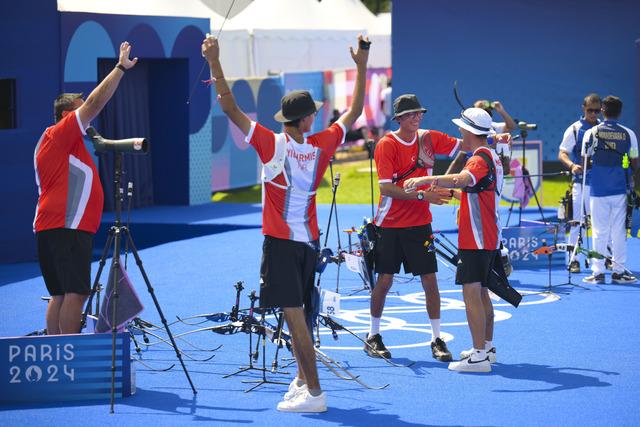 Okçuluk Klasik Yay Erkek Milli Takımı, Paris 2024 Olimpiyat Oyunları'nda bronz madalya kazandı 640xauto