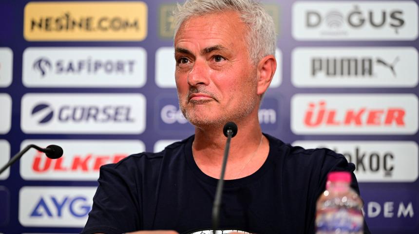 Jose Mourinho'dan Lugano maçı öncesi transfer açıklaması! 'Onlardan daha fazlasını isteyemem mevcut duruma bakınca'