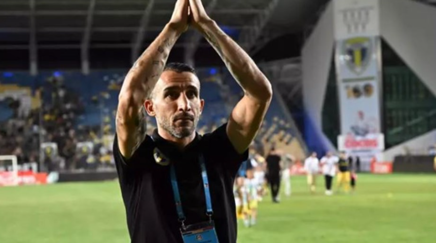 FC Petrolul Ploiești'yi çalıştıran Mehmet Topal, ilk derbisine damga vurdu!