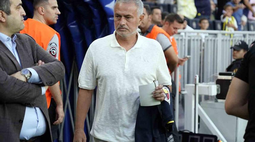 Fenerbah&ccedil;e-Lugano ma&ccedil;ında ilgin&ccedil; istatistik! Topun ağlara gitmesiyle ortaya &ccedil;ıktı...