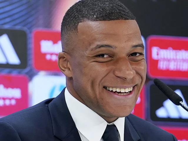 Yıldız futbolcu Mbappe, Caen Kulübünün çoğunluk hissesinin sahibi oldu